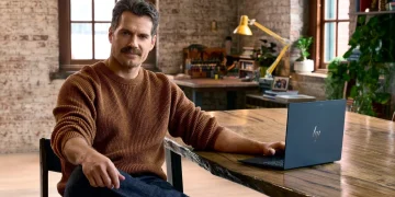Henry Cavill Tested Google Book Laptop, Impressed, Will Release Game for It in November Henry Cavill Tested Google Book Laptop, Impressed, Will Release Game for It in November
