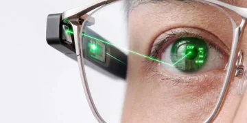 TDK demonstrates a screen that projects images directly onto the retina of the eye TDK demonstrates a screen that projects images directly onto the retina of the eye